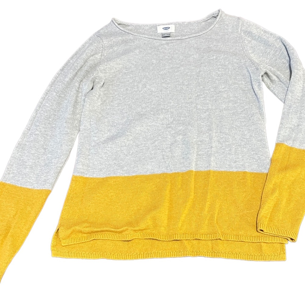 Women’s old navy sweat shirt
